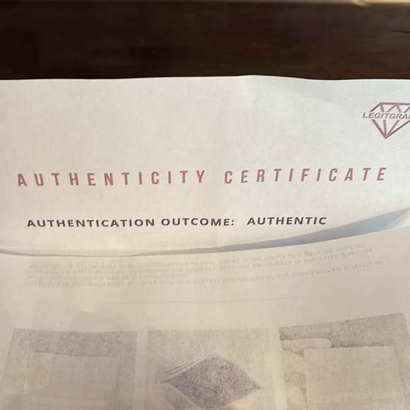 Gucci GG Guccissima Leather Card Holder - Picture 6 of 6